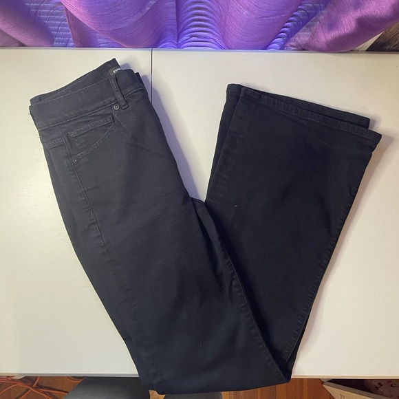 Express women’s flare jeans - Picture 2 of 6